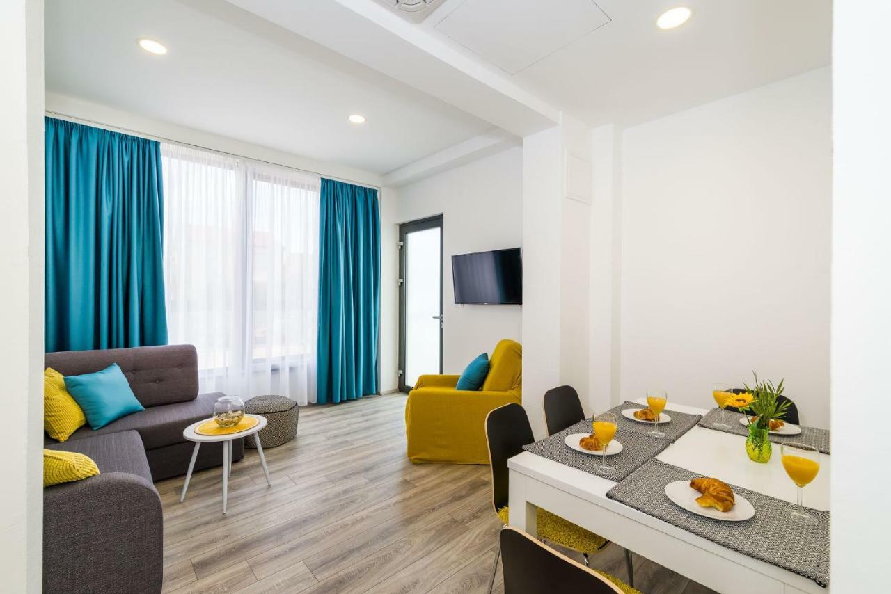 Apartment Topesa *